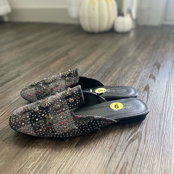 Embellished Gray Mules Loafers Size 9 - Picture 1 of 6